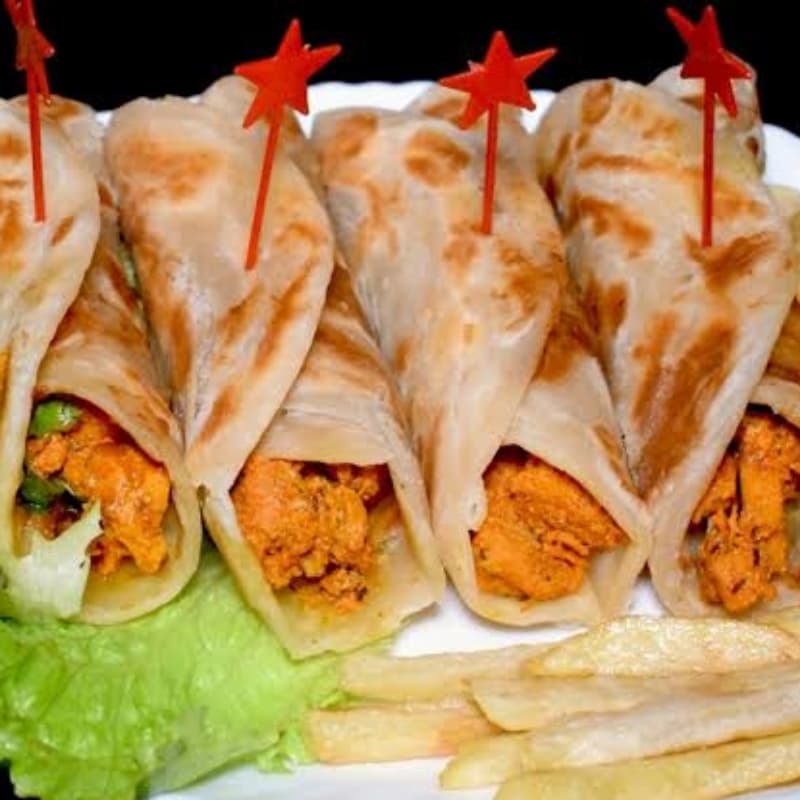 Chicken paratha Roll